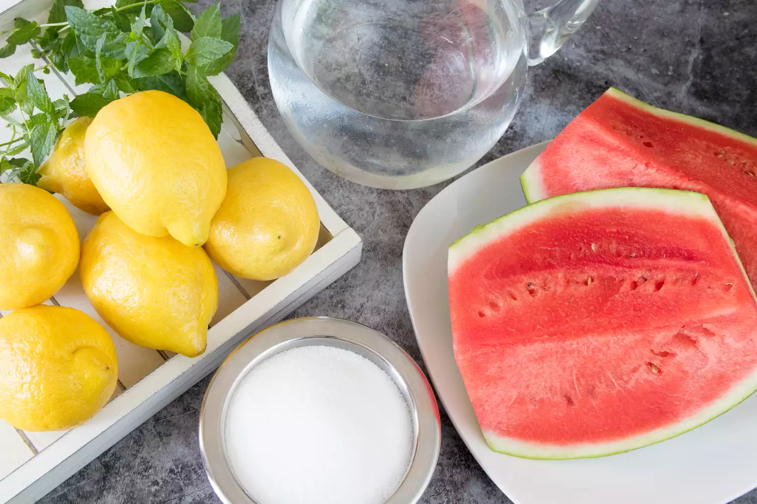 Ingrédients pour la limonade fraîche à la pastèque