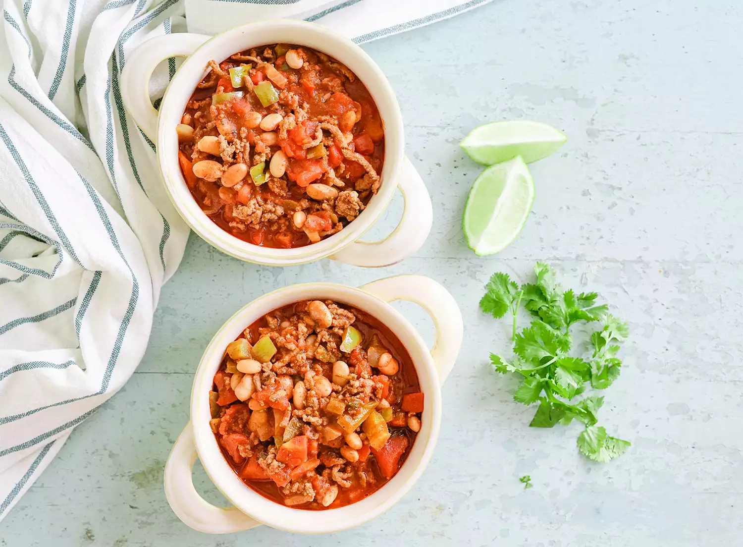 Chili avec viande hachée et haricots pinto