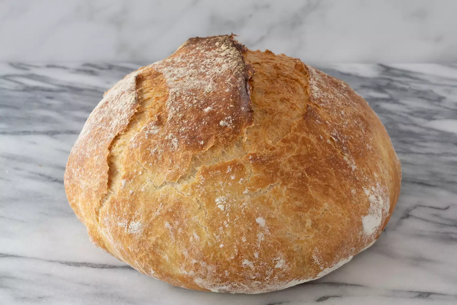 Boule de pain sans pétrissage cuite