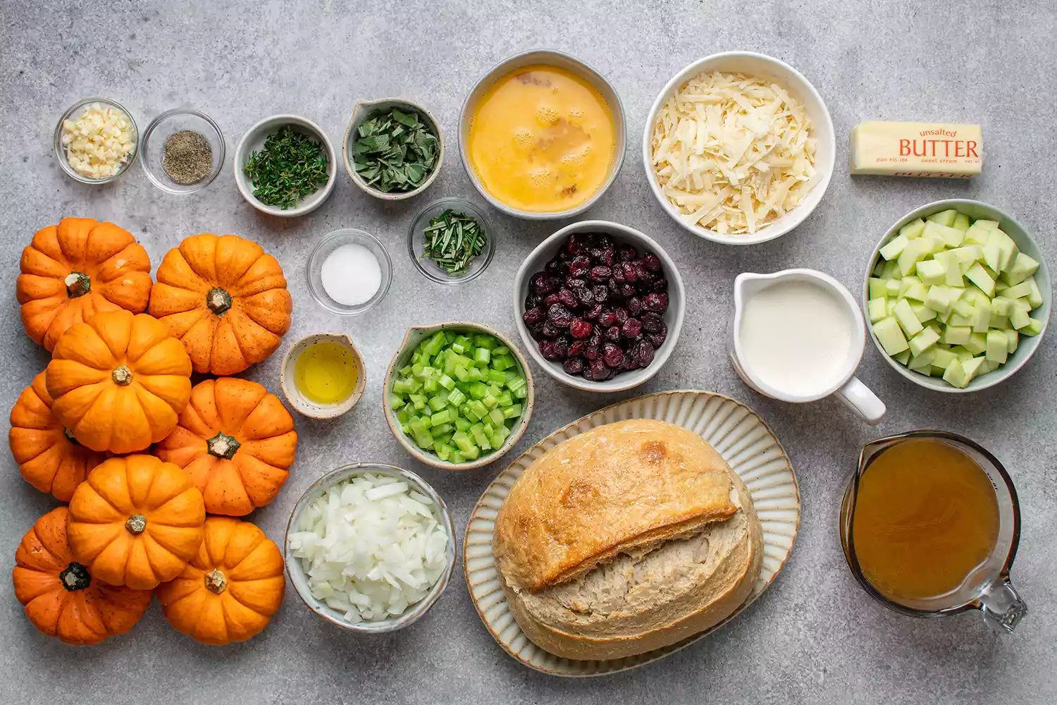 ingredients to make stuffed pumpkins